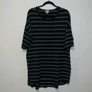 LulaRoe Carley Short Sleeve Women's Black & Gray Striped Shirt 1059